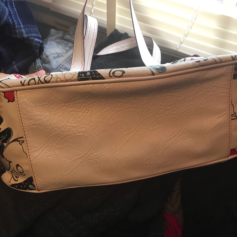 Handbag - Picture 3 of 4